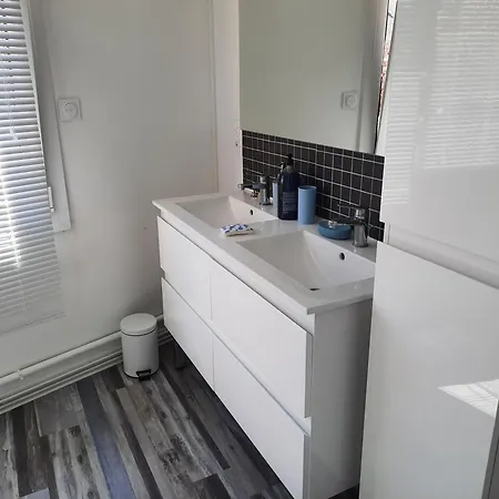 T3 Quartier Arago Apartment *